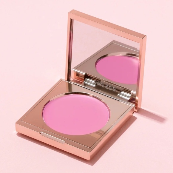 LAWLESS Other - LAWLESS CREAM BLUSH IN GUMDROP